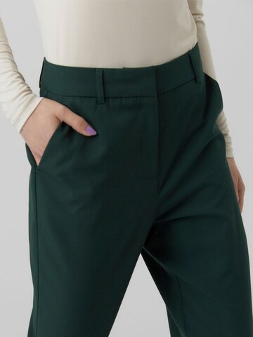 Loosefit Pantalon 'ZELDA' VERO MODA en vert