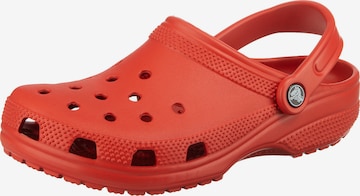 Crocs قبقاب بلون برتقالي: الأمام