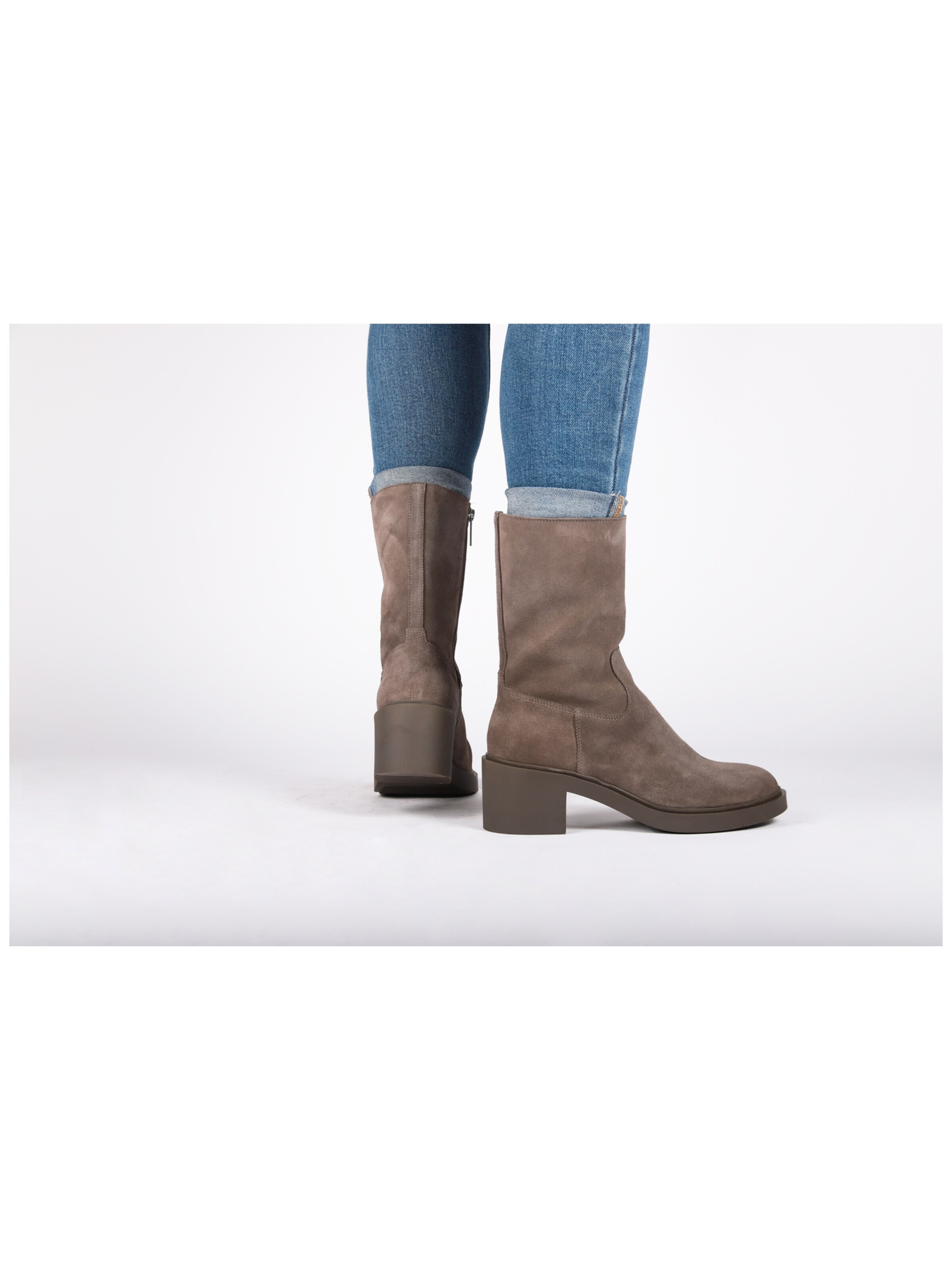 BLACKSTONE Boots 'FREYJA' in Bruin