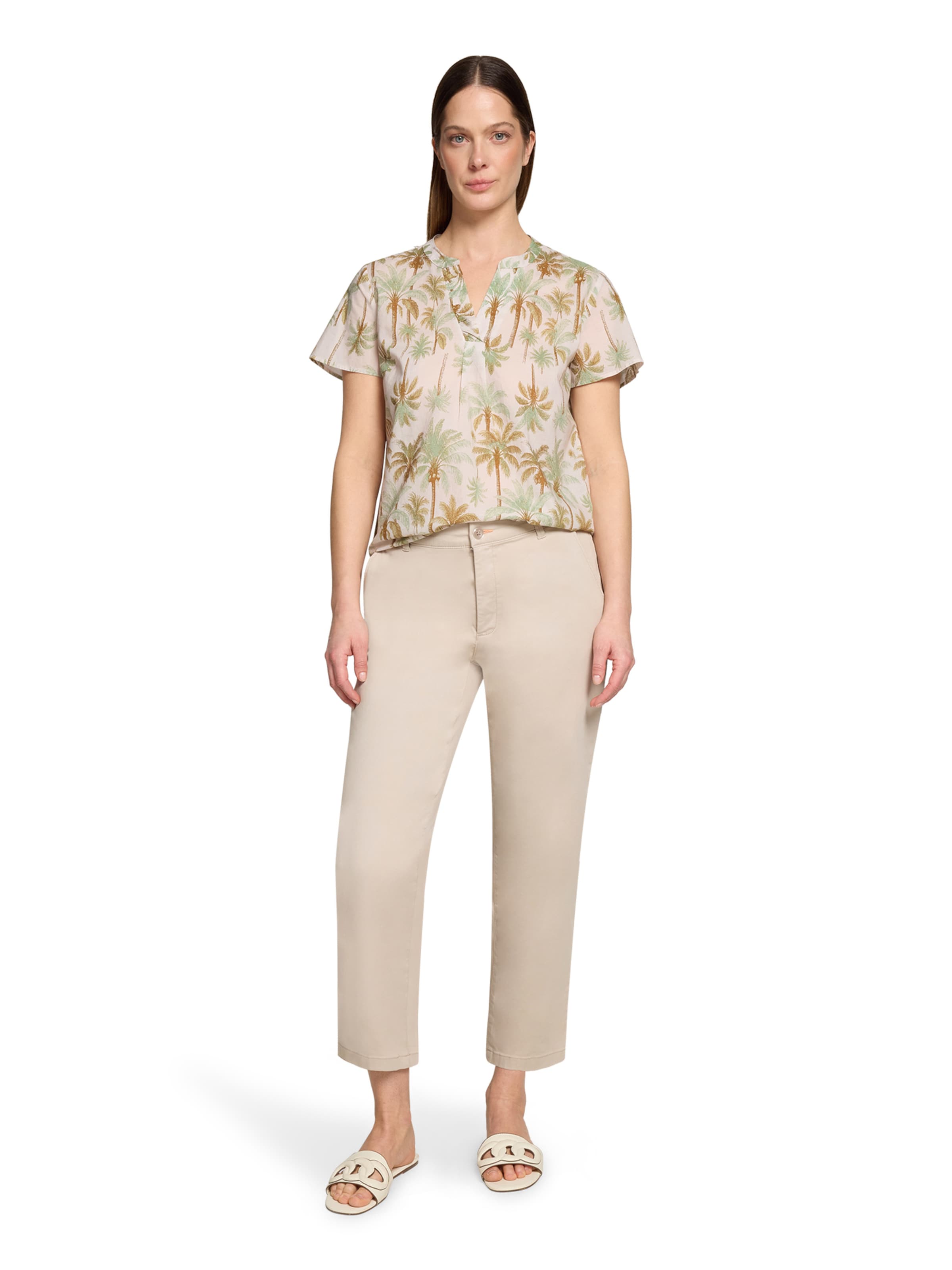 Cartoon Blouse in Beige