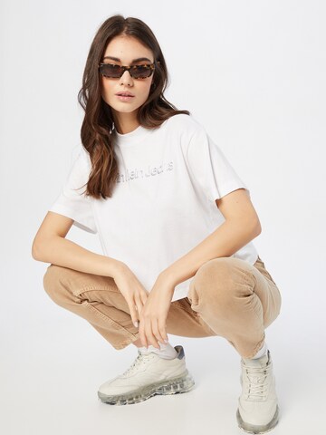 T-shirt Calvin Klein Jeans en blanc