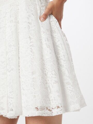 WAL G. Φόρεμα 'LEONA' σε λευκό
