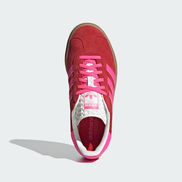 ADIDAS ORIGINALS Sneaker low 'Gazelle Bold' i rød