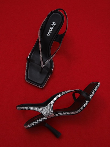 Sandalo '2238-11' di Estro in nero