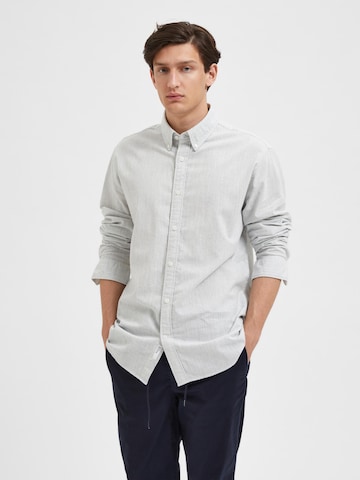 SELECTED HOMME Regular fit Button Up Shirt 'REGNICK' in Blue: front