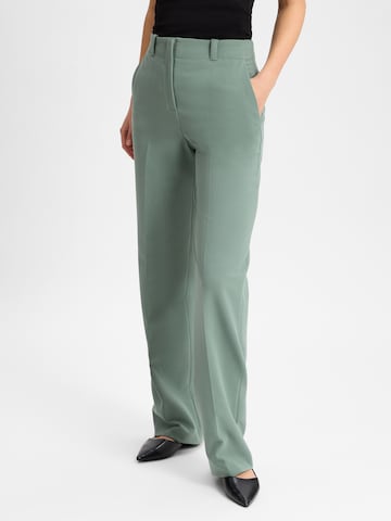 HUGO Regular Trousers with creases ' Hulana ' in Green