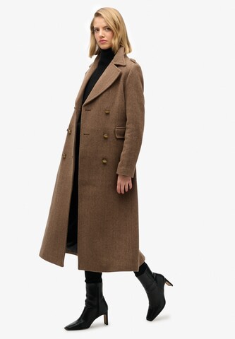 Manteau d’hiver Superdry en marron