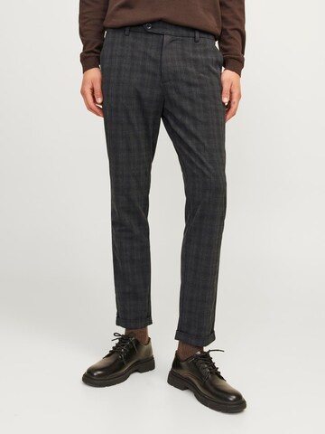 JACK & JONES Slimfit Chino nadrág 'JPSTMarco JJConnor' - szürke: elől
