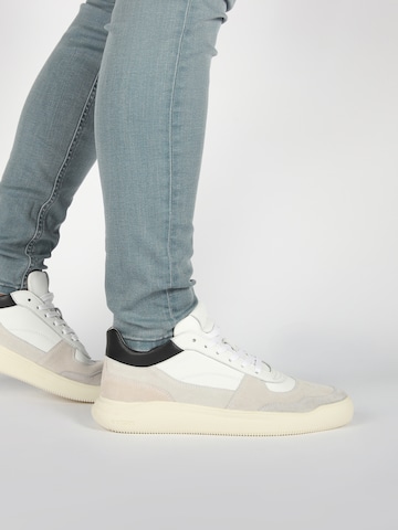 Sneaker bassa di BLACKSTONE in beige