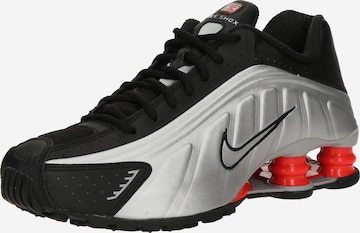 Baskets basses 'SHOX R4' Nike Sportswear en argent : devant