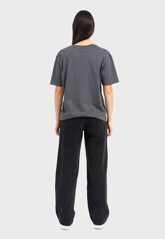 Oldskull T-Shirt in Grau