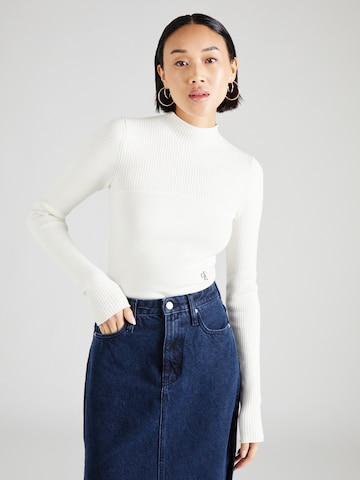 Calvin Klein Jeans Sweater in White: front