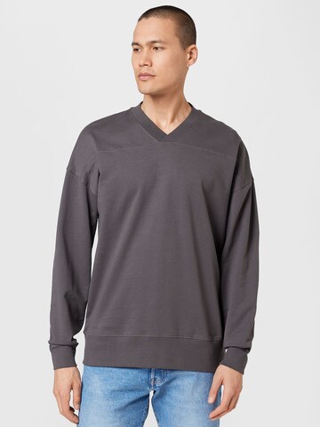 Only & Sons Sweatshirt 'CLAYTON' in Grijs: voorkant