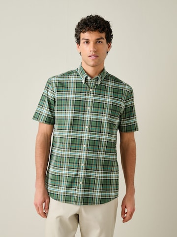 Regular fit Camicia di Next in verde: frontale