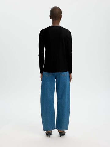 T-shirt 'SLWESSENTIAL' SELECTED en noir