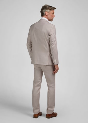 HECHTER PARIS Slim fit Suit in Red