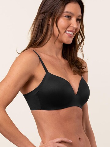 Royal Lounge Intimates T-shirt Bra 'Royal Delite' in Black