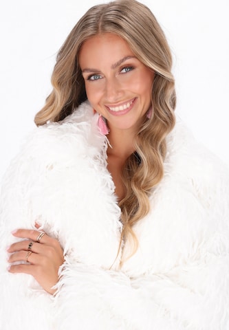 IZIA Tussenjas 'Fashion Look' in Wit