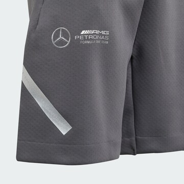 ADIDAS PERFORMANCE Loosefit Sportbroek 'Mercedes - AMG Petronas Formula One Team' in Grijs