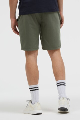 CAMP DAVID Regular Pants in Green