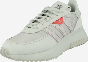 ADIDAS ORIGINALS Σνίκερ χαμηλό 'Retropy F2' σε γκρι: μπροστά