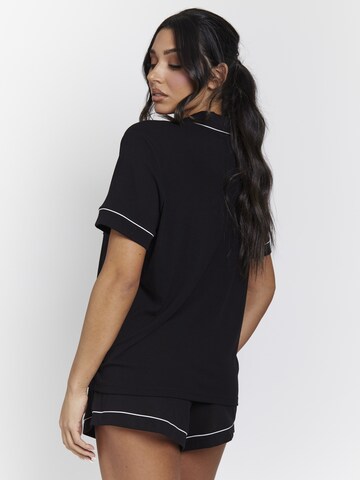 Loungeable Shorty in Schwarz