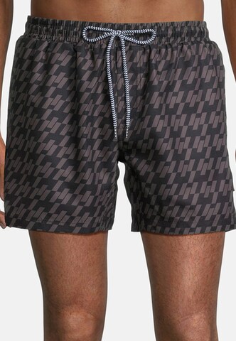 BECO the world of aquasports Badeshorts 'Pepita' in Schwarz