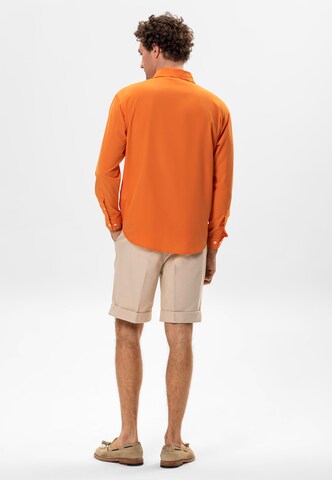 Antioch - Slim Fit Camisa em laranja