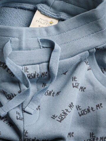 Set 'Oscar' de la Milk & Muffin pe albastru