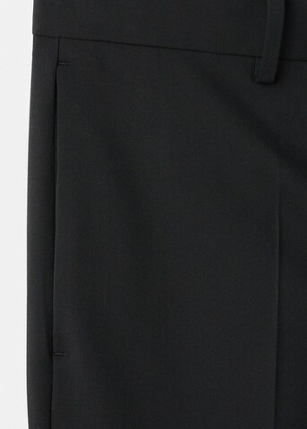 MANGO MAN Slim fit Pleated Pants 'Paris' in Black