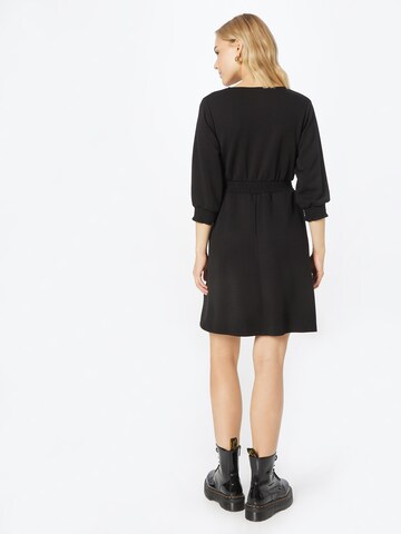 Robe 'Tania' ABOUT YOU en noir