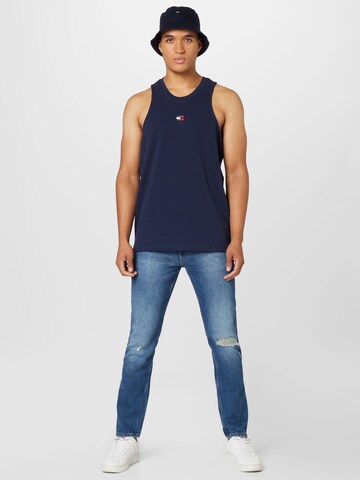 Tricou de la Tommy Jeans pe albastru