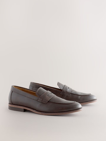 Chaussure basse Next en marron
