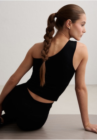 Aim'nSportski top - crna boja