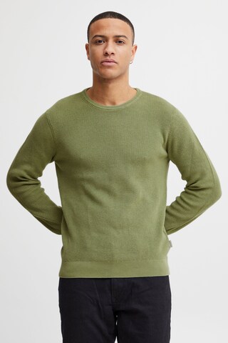 11 Project Sweater 'Predwin' in Green: front