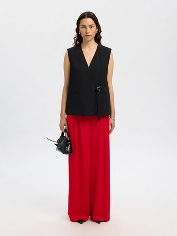 Wide leg Pantaloni di SELECTED in rosso
