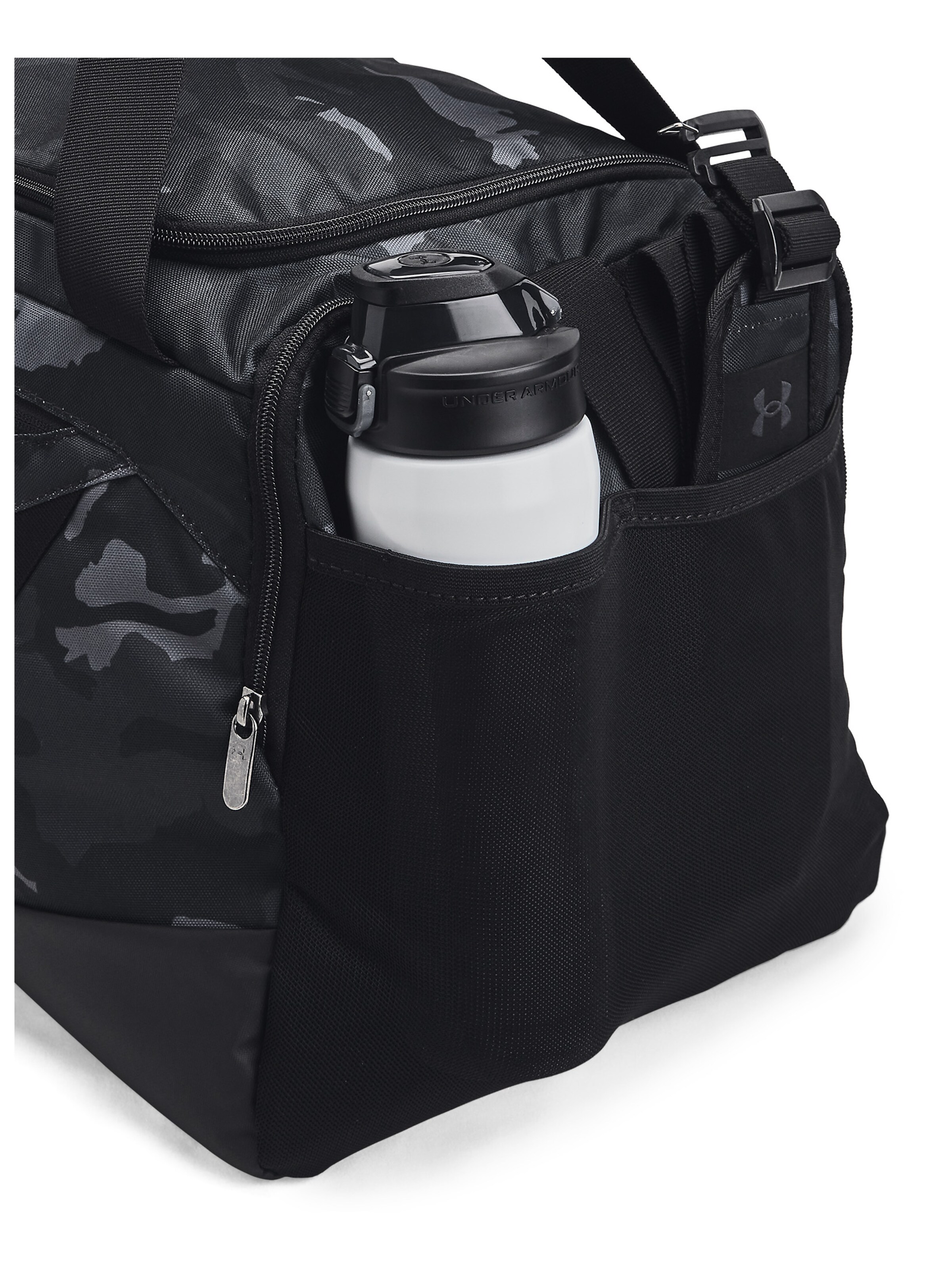 UNDER ARMOUR Sports bag 'Undeniable 5.0' in Black