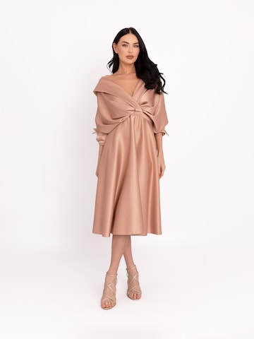 Robe de soirée acob a porter en beige