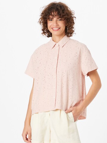 Madewell Blouse in Pink: front