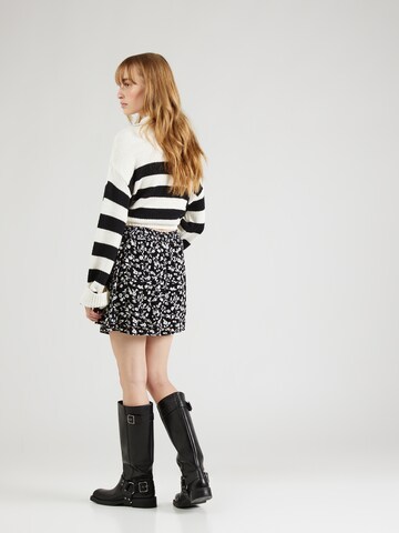 Gonna 'Corin' di ABOUT YOU in nero