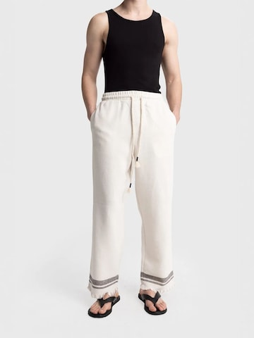 Regular Pantalon Giesto en blanc : devant