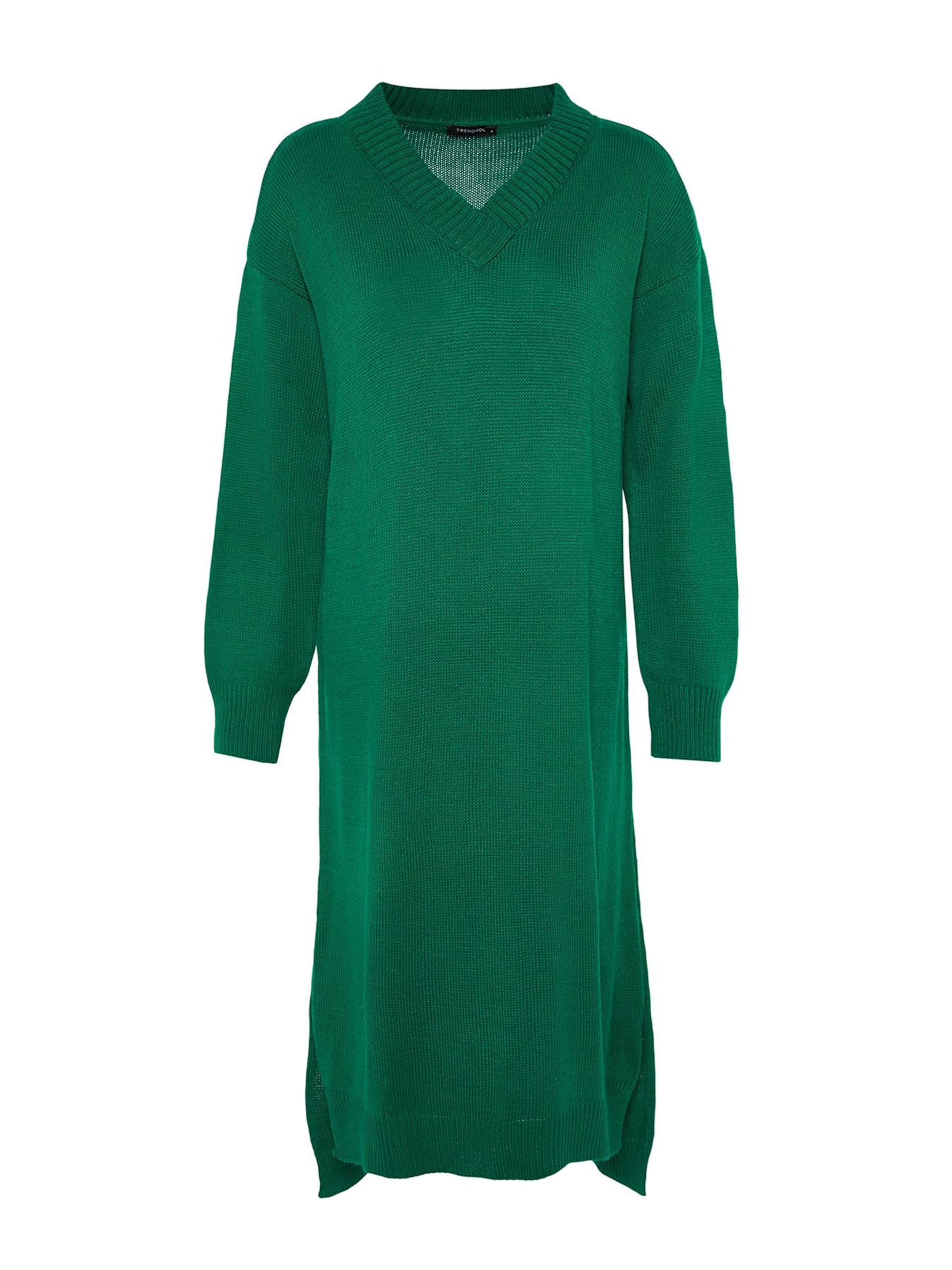 Trendyol Pletené šaty - Zelená: predná strana