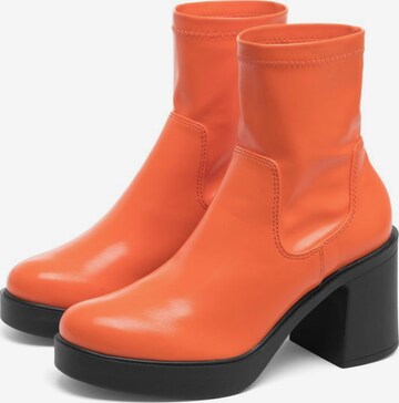 Bianco Ankle Boots in Orange