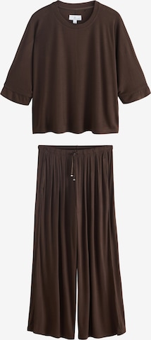 Next Pyjama in Braun: Vorderseite