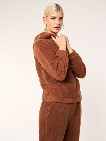 ABOUT YOU x Laura Giurcanu Sweatshirt 'Jasmin' in Brown: front