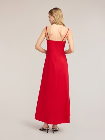 Robe MOTIVI en rouge