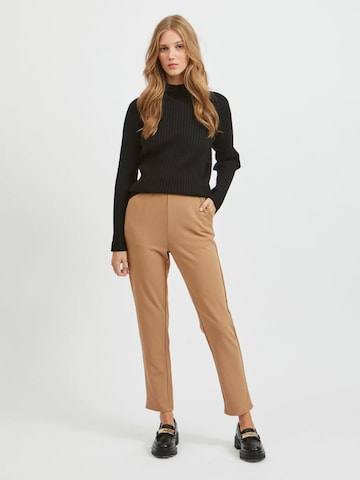 Slimfit Pantaloni 'Loan' di VILA in beige