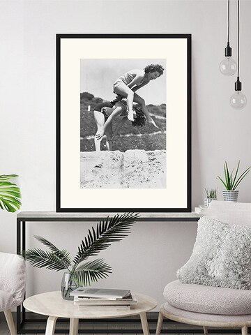 Liv Corday Image 'Beach Playing' in Black