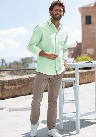 Regular fit Camicia di JOHN DEVIN in verde