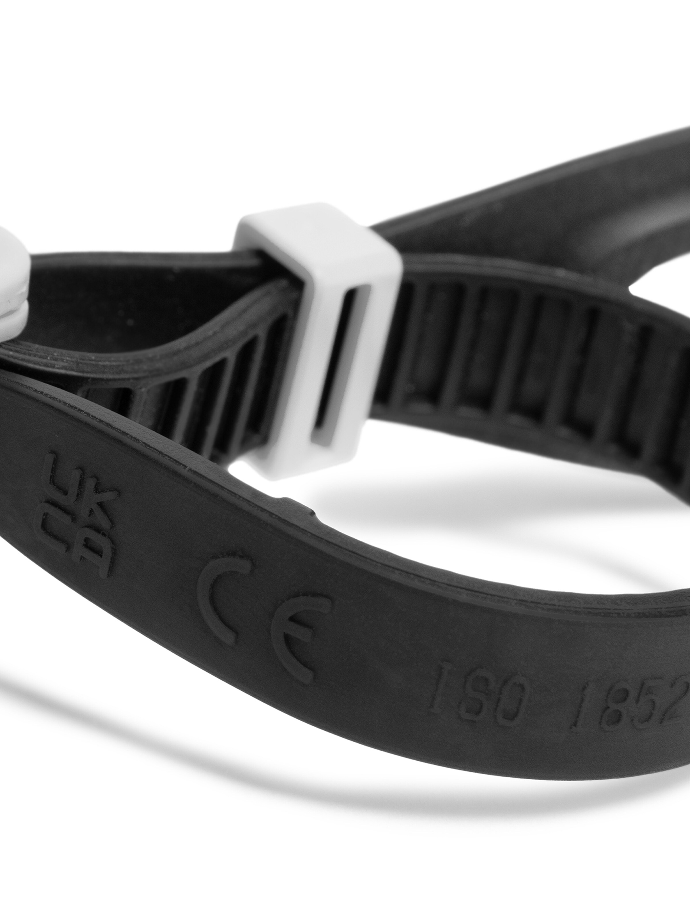 ARENA Lasit 'The One Plus' värissä musta